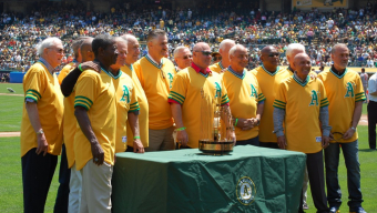 A’s of 1973 honored in Oakland
