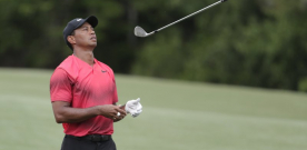 Woods plays like the Tiger of old