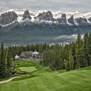 The spectacular 18th hole at Silvertip